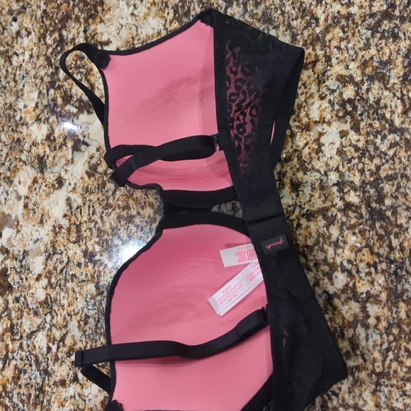 Victoria's Secret Pink Wear Everywhere T-shirt Lightly Lined Bra 34d Black Print - Picture 6 of 10